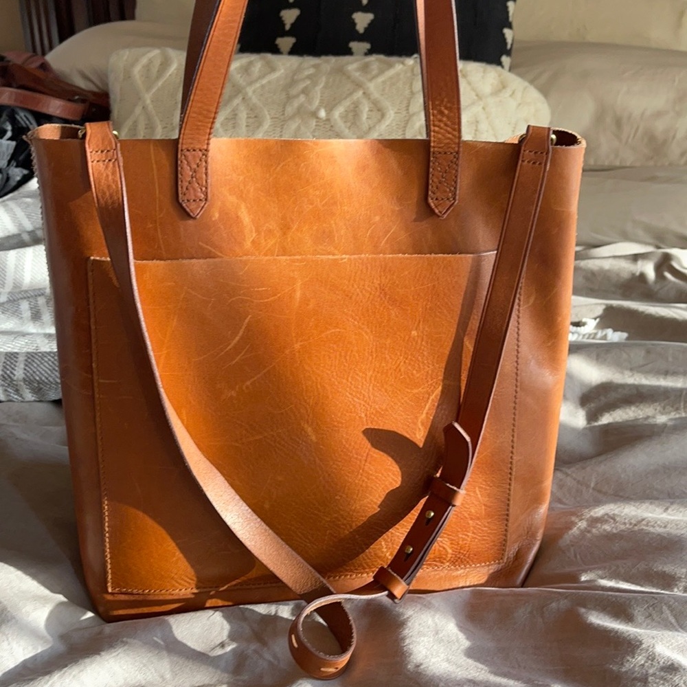 MADEWELL Medium Transport Tote Tan Leather